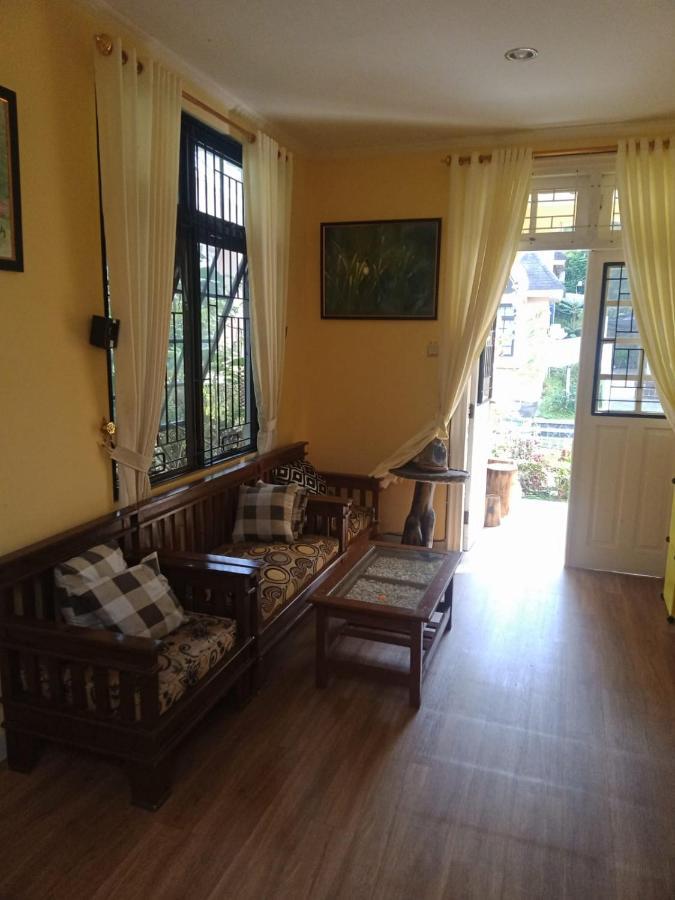 Villa Kota Bunga Cipanas 3 Kamar Baru Renovasi Full Wifi Cikundul Dış mekan fotoğraf